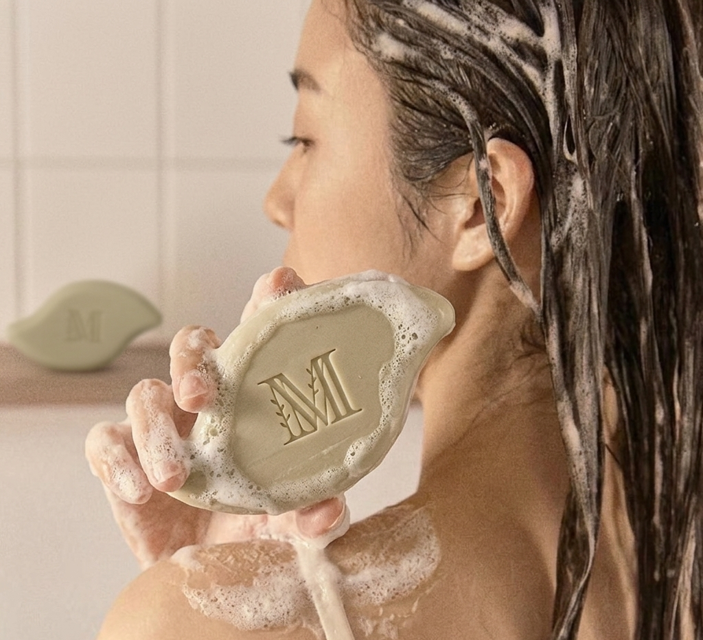 L’Art du Soin Solide en Cabine : Le Shampoing au Jasmin MMP